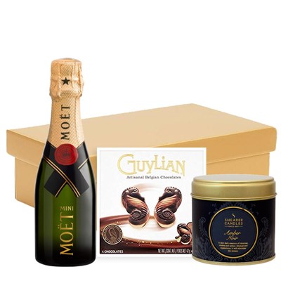 Mini Moet And Chandon Brut Champagne 20cl & Candle Gift Hamper